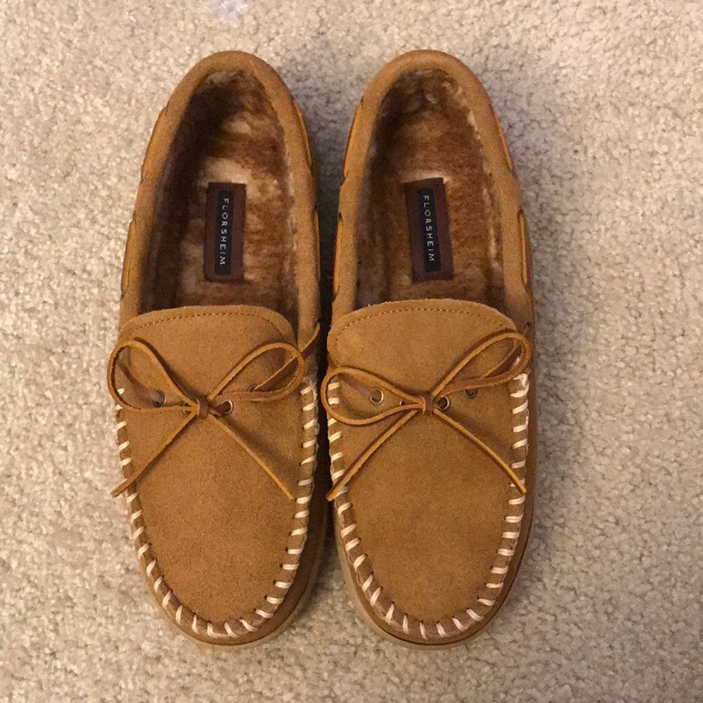 men’s Slippers NWT